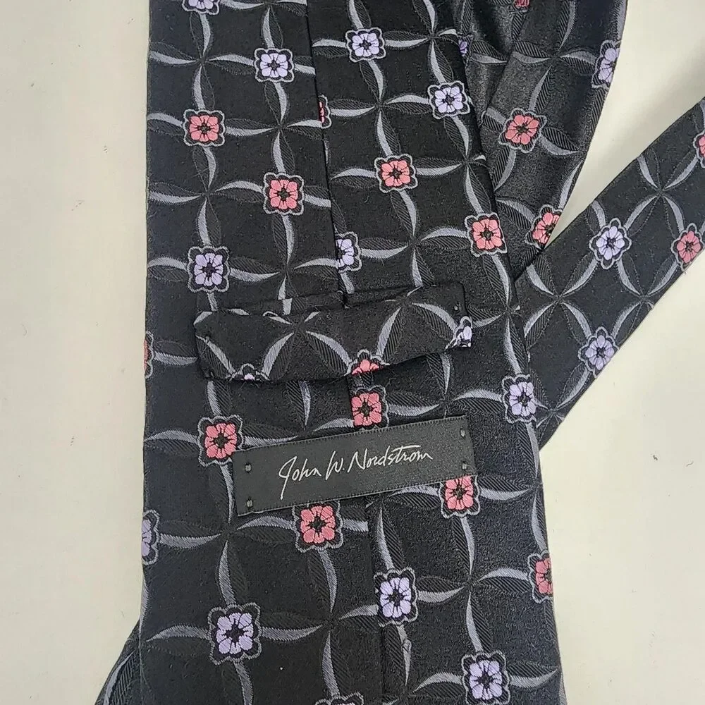 John W. Nordstrom Tie Mens One Size Black Silk Geometric Floral Made In USA
